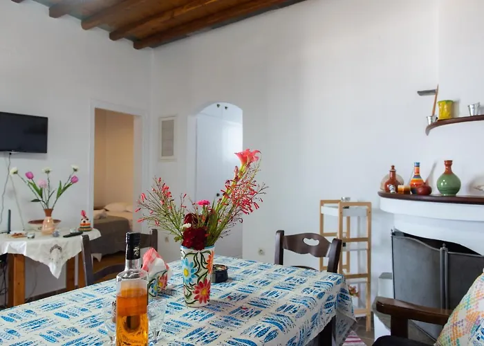 «marmara» House Semesterbostad